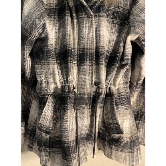 Mossimo women's plaid white and blackjackets size L - Picture 6 of 10